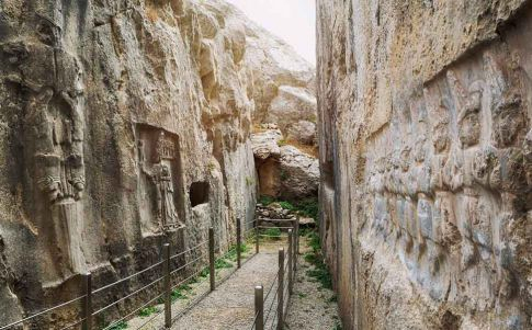 Las representaciones ocultas del templo hitita de Yazilikaya