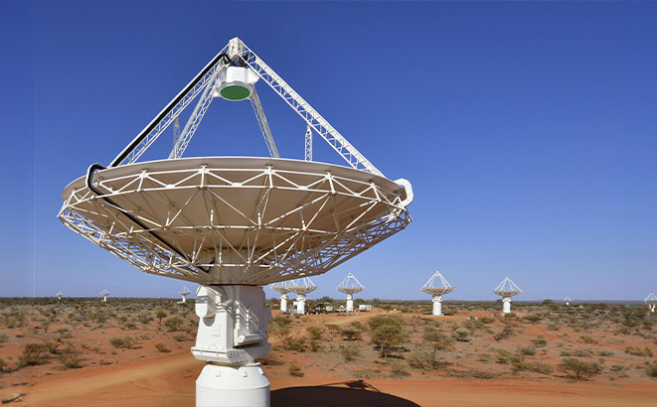 El telescopio ASKAP en el Observatorio de Radioastronomía Murchison en Australia Occidental