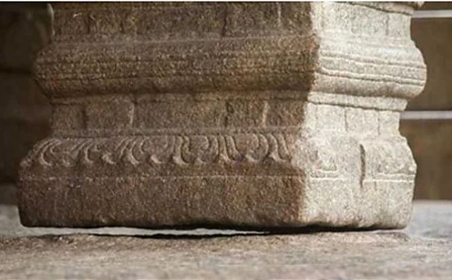 El pilar colgante de Lepakshi 